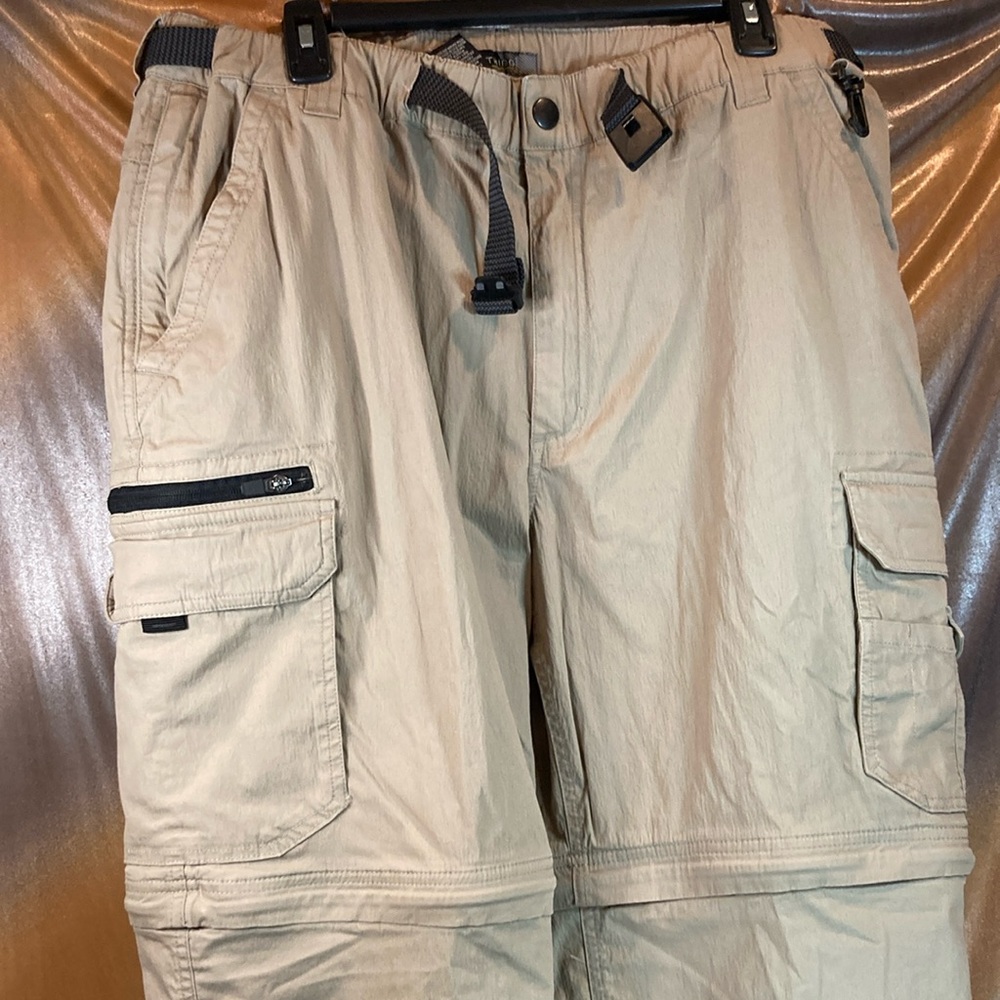 BC Clothing Xl 38” waist plus stretchy waist.‎ 30” inseam. Removable pant legs